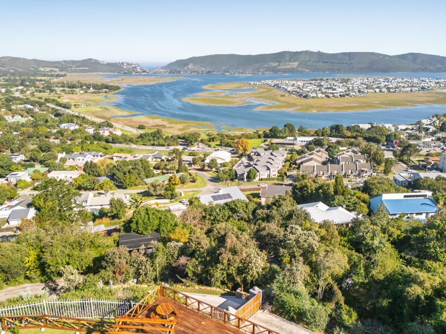 6 Bedroom Property for Sale in Old Place Western Cape